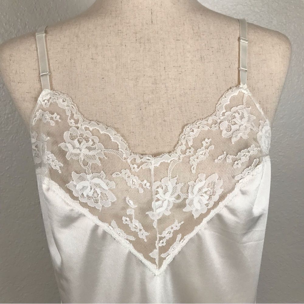 Vintage Henson Kickernick white lace tank top V-neck camisole top 36*